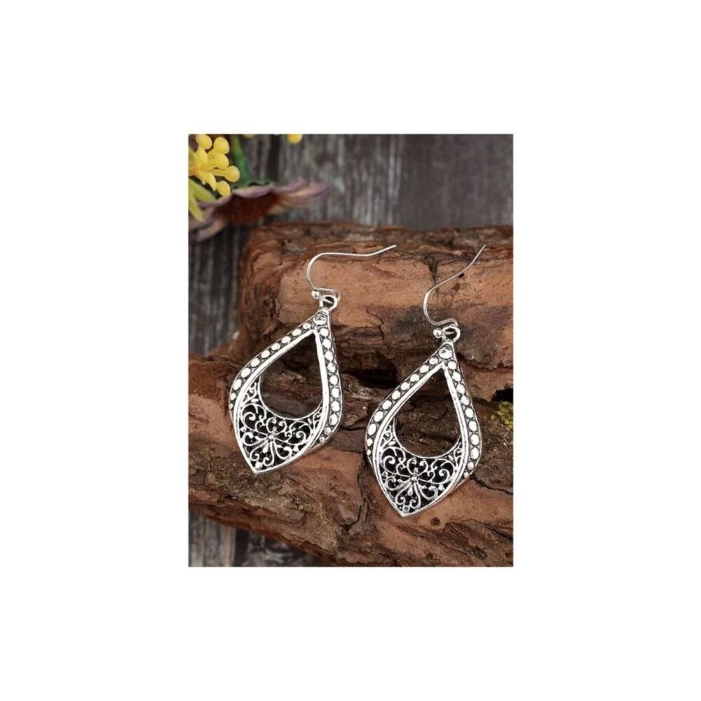 NWT Boho Silver Plated Teardrop Dangle Earrings Vintage Cutout Scroll Filigree